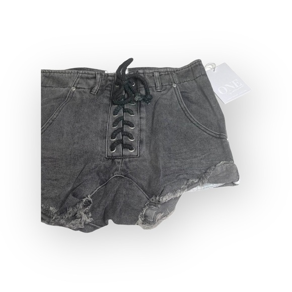 new One Teaspoon ♐︎ Superfreaks Lace Up Denim Short ♐︎ Phantom Dirty Black ♐︎ 24 - Picture 7 of 16